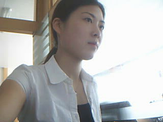 冒着生命危险，发几个聊天室的美女