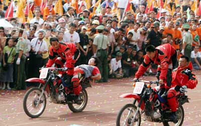 组图：摩旅节最后一场比赛