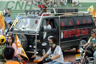 组图：摩旅节最后一场比赛