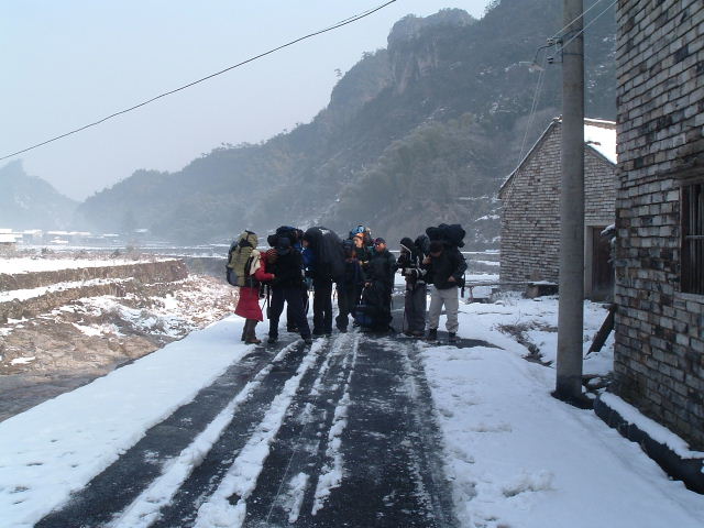 大雷山踏雪--(先睹为快)