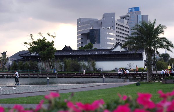 二张市民广场的pp