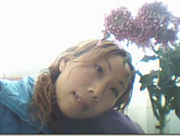 关于如何上传头像，签名档的图片