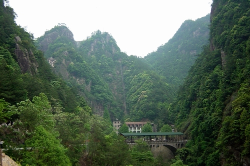 我眼中的龙穿峡景区