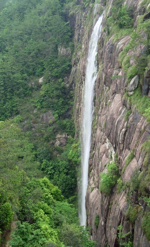 我眼中的龙穿峡景区