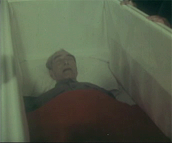 1976年1月8日9时57分