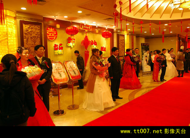 大家一起来结婚