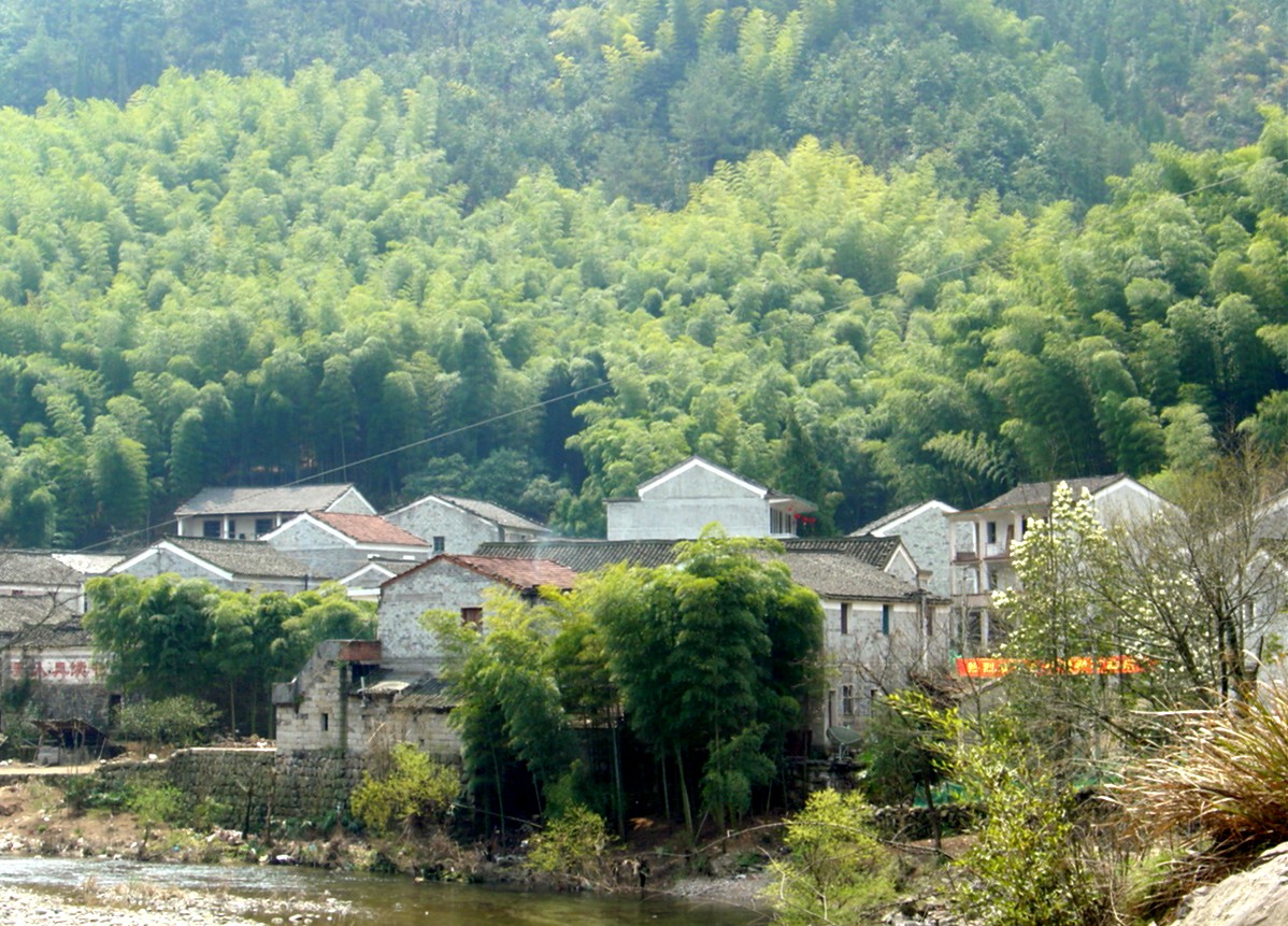 寒山湖龙溪之行片断