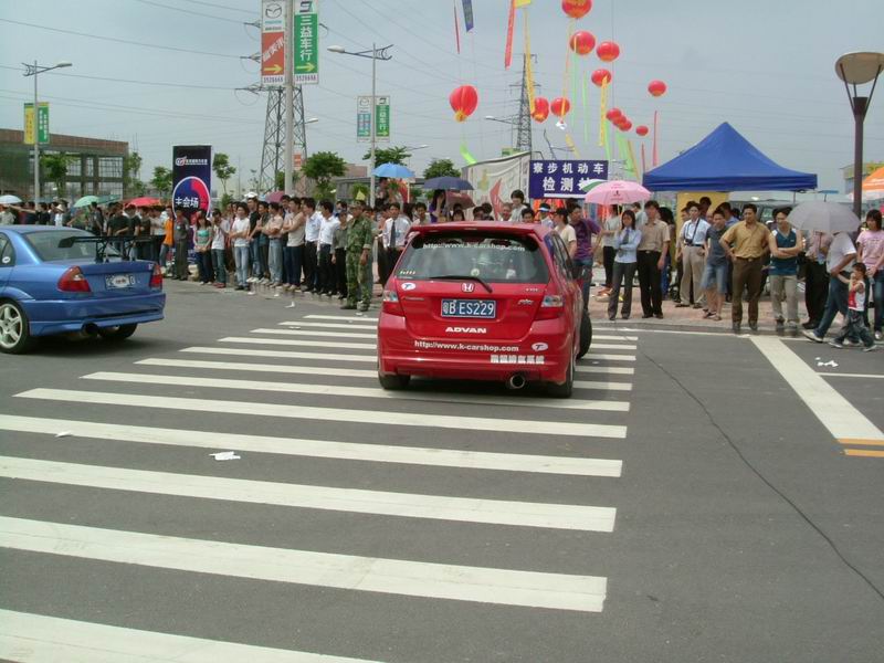 ~~~5月1日的街车比赛加精彩视频~~~