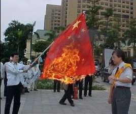 台湾人 大家一起鄙视!!!