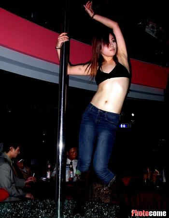 夜幕下的疯狂---色情场所解密