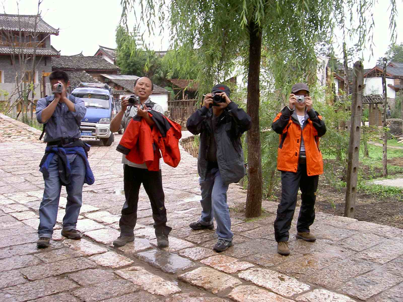 ruvW28iL.jpg