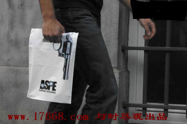 带枪上街警察不敢抓你
