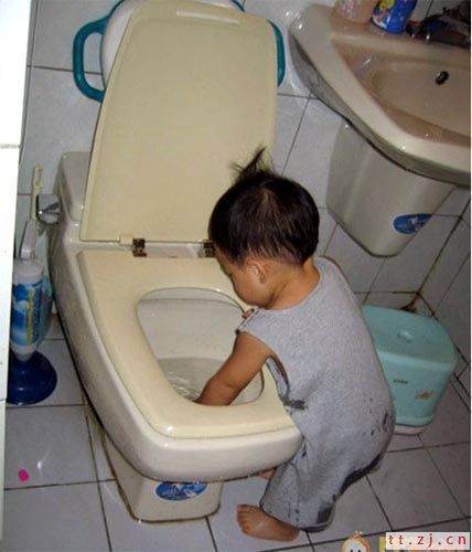 爆笑！让爸妈发疯的小孩