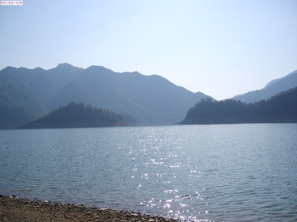 寒山湖（菜鸟之作，表见笑）