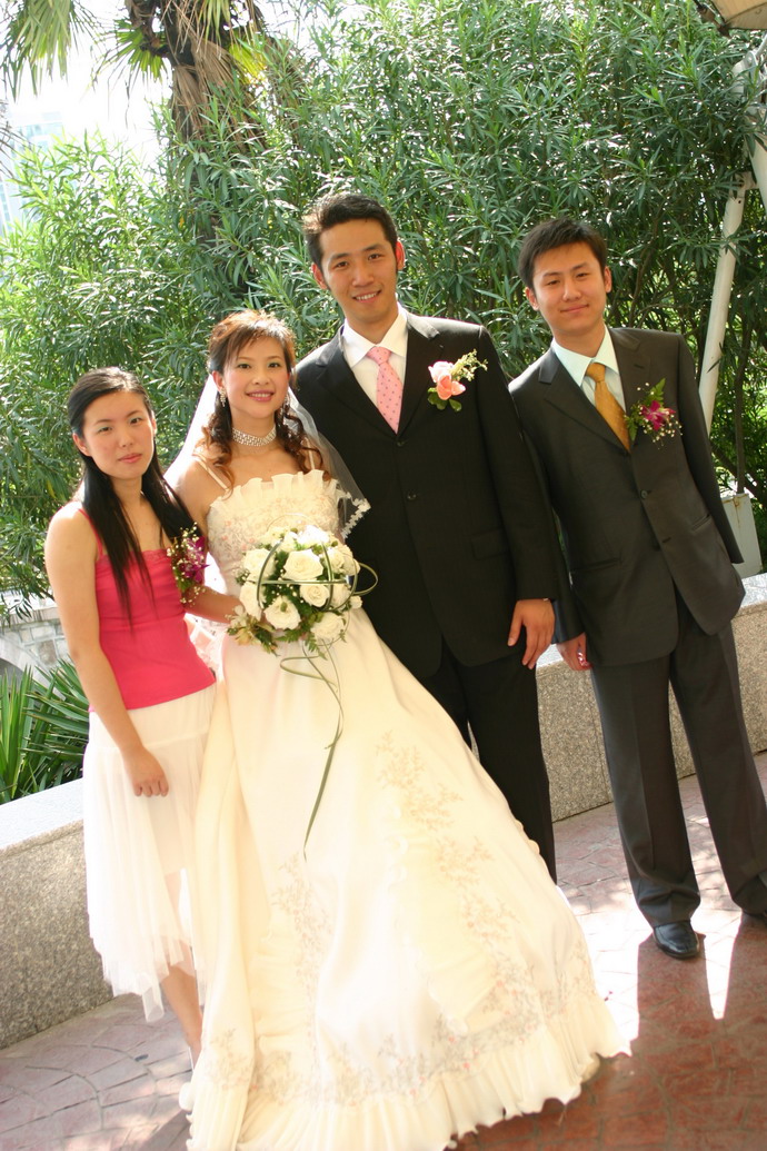 [分享]偶结婚啦，情人节前夕，与各们朋友分享我的结婚照片