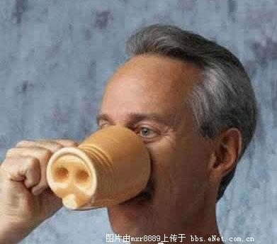 喝水喝成猪嘴