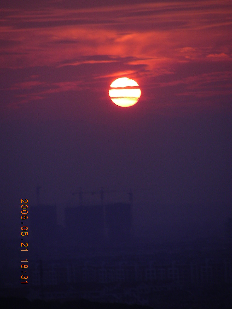 昨天   今天   等候明天