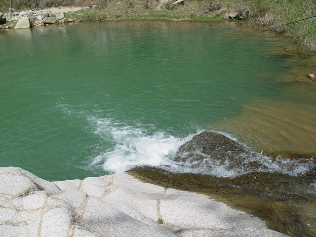 玉珠潭