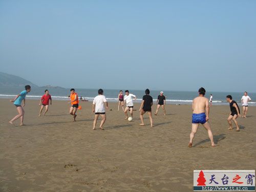 借贵宝地，发些海滩照片