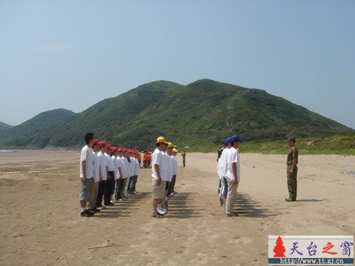 借贵宝地，发些海滩照片