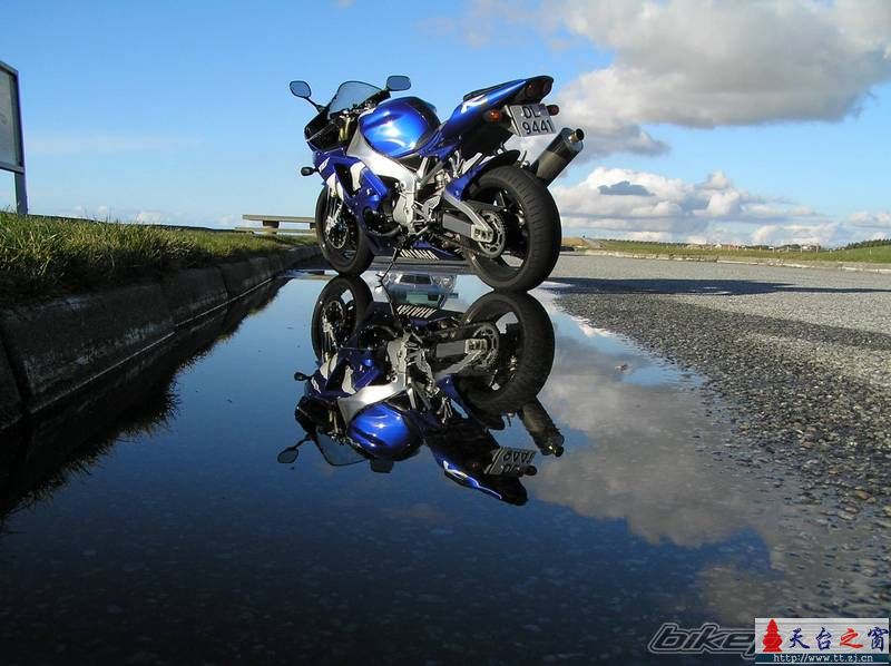 YAMAHA老款R1风采依旧！