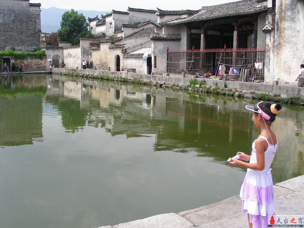 宏   村    古   名    居