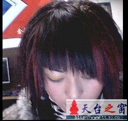 [讨论]那个天台美女更出众