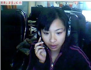 美女`~有QQ号码~~想加的进``