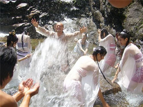 鹿鼎记要拍成三级片?看看这帮情男色女!