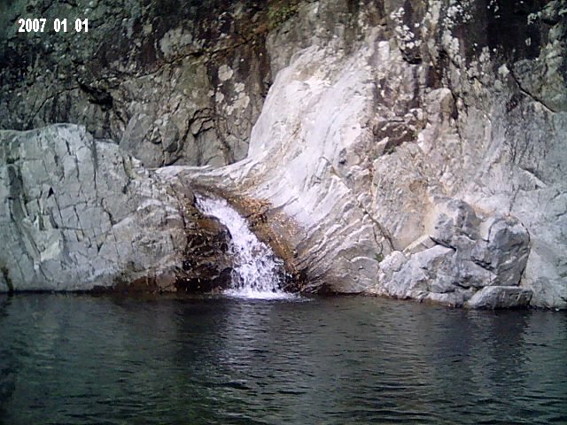 天台东北野溪沟------大同银板坑、下深坑探奇