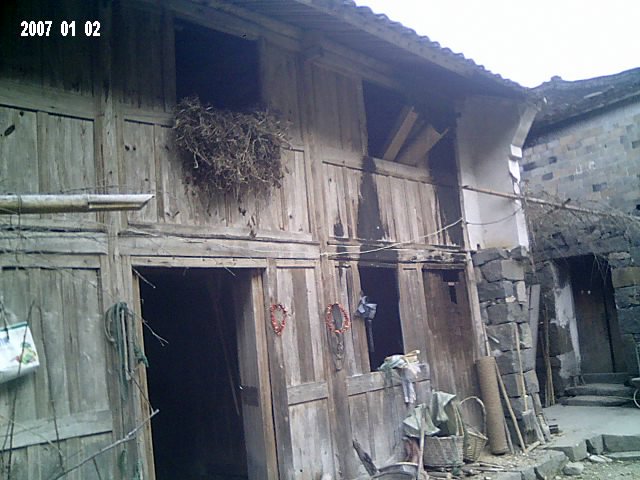 天台东北野溪沟------大同银板坑、下深坑探奇