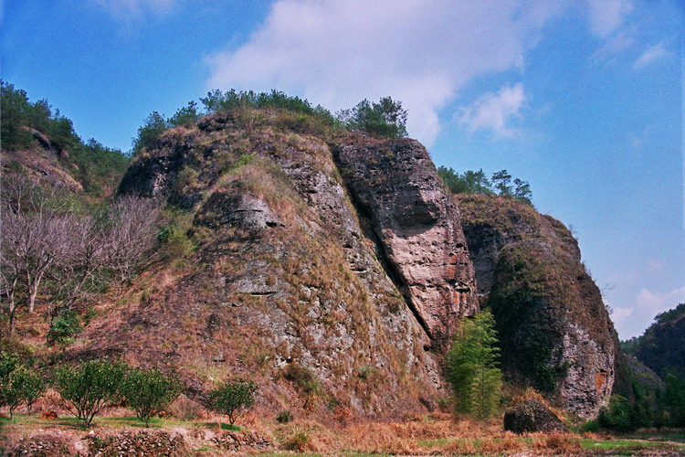 开岩