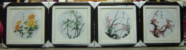 再给大家秀秀几幅成品十字绣~~呵呵