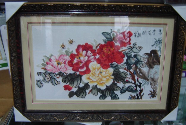 再给大家秀秀几幅成品十字绣~~呵呵