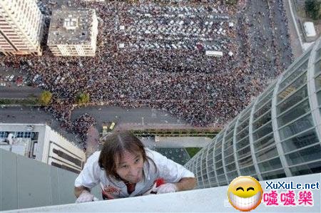 心惊100!徒手攀爬