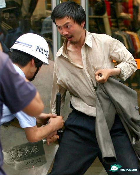 街头暴强的警贼大战(2)