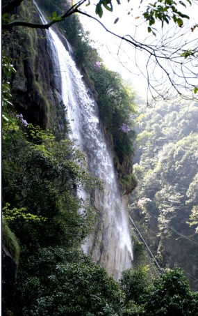 [求助]龙川峡及周遍线路怎么个玩法