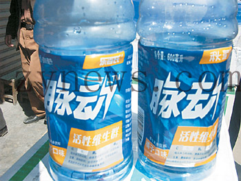 冒牌商品牌让人哭笑不得