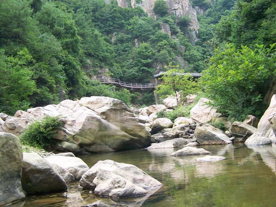 清凉夏天休闲绝处－－琼台仙谷