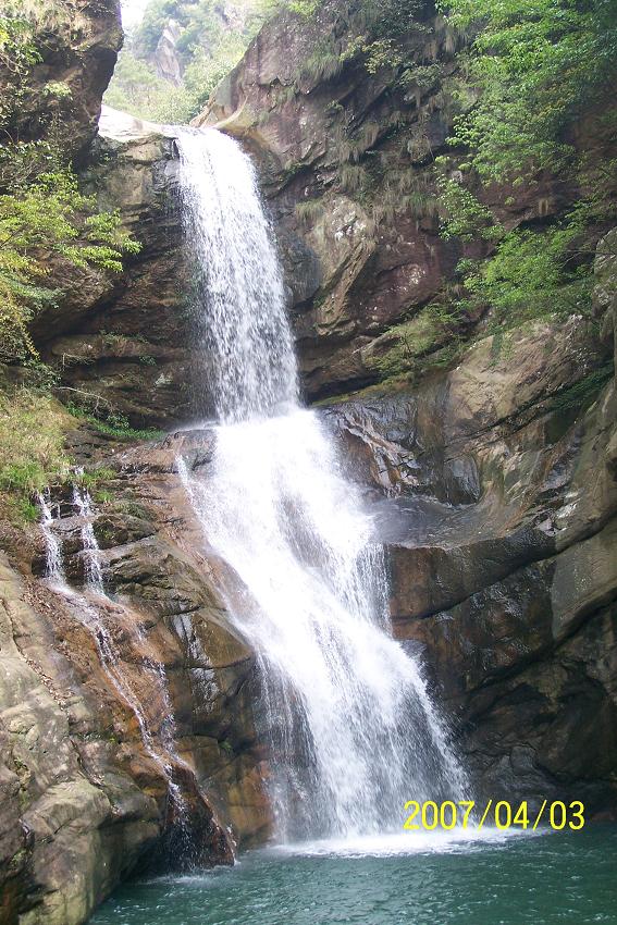 清凉夏天休闲绝处－－琼台仙谷