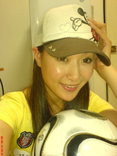 发现一美女!