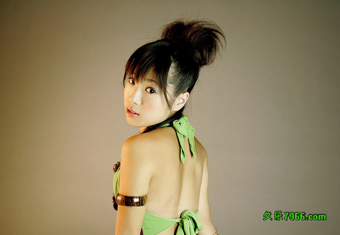 美女来了！