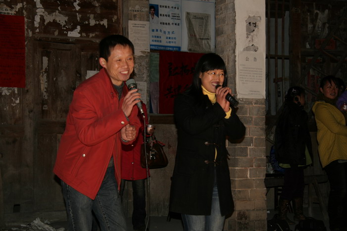 走进新农村的戏迷俱乐部
