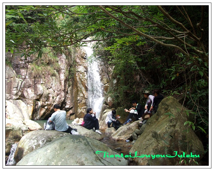 穿越九龙潭  会师苍山顶