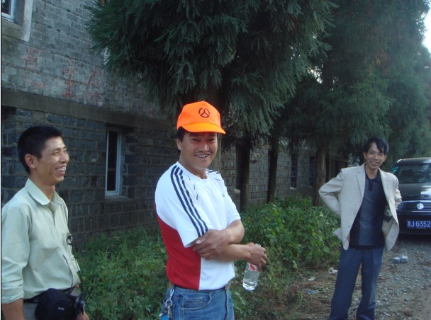 穿越九龙潭  会师苍山顶