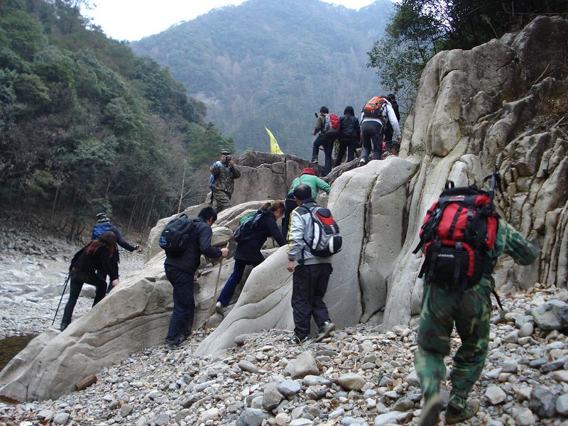 [天台驴友俱乐部]活动之------浙东大峡谷顺利归来!