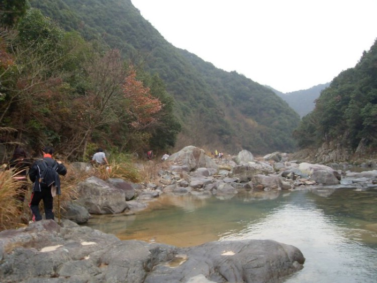 [天台驴友俱乐部]活动之------浙东大峡谷顺利归来!