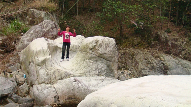 [天台驴友俱乐部]活动之------浙东大峡谷顺利归来!