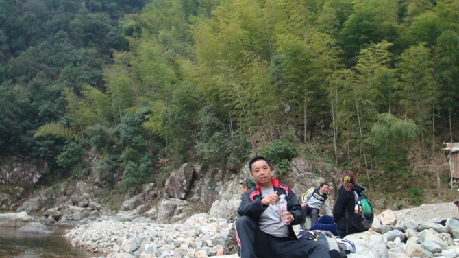 [天台驴友俱乐部]活动之------浙东大峡谷顺利归来!
