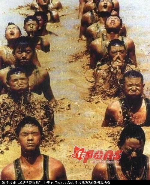 感动想哭的的照片 98九江抗洪抢险